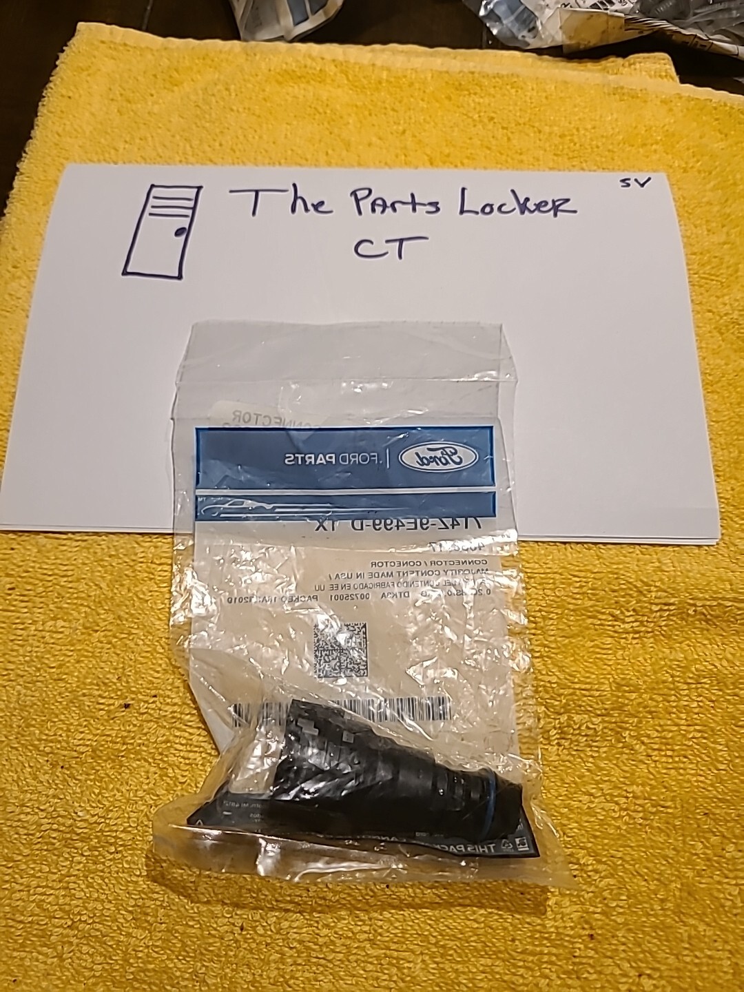 New OEM Ford 7T4Z-9E499-D Connector NOS - Image 3