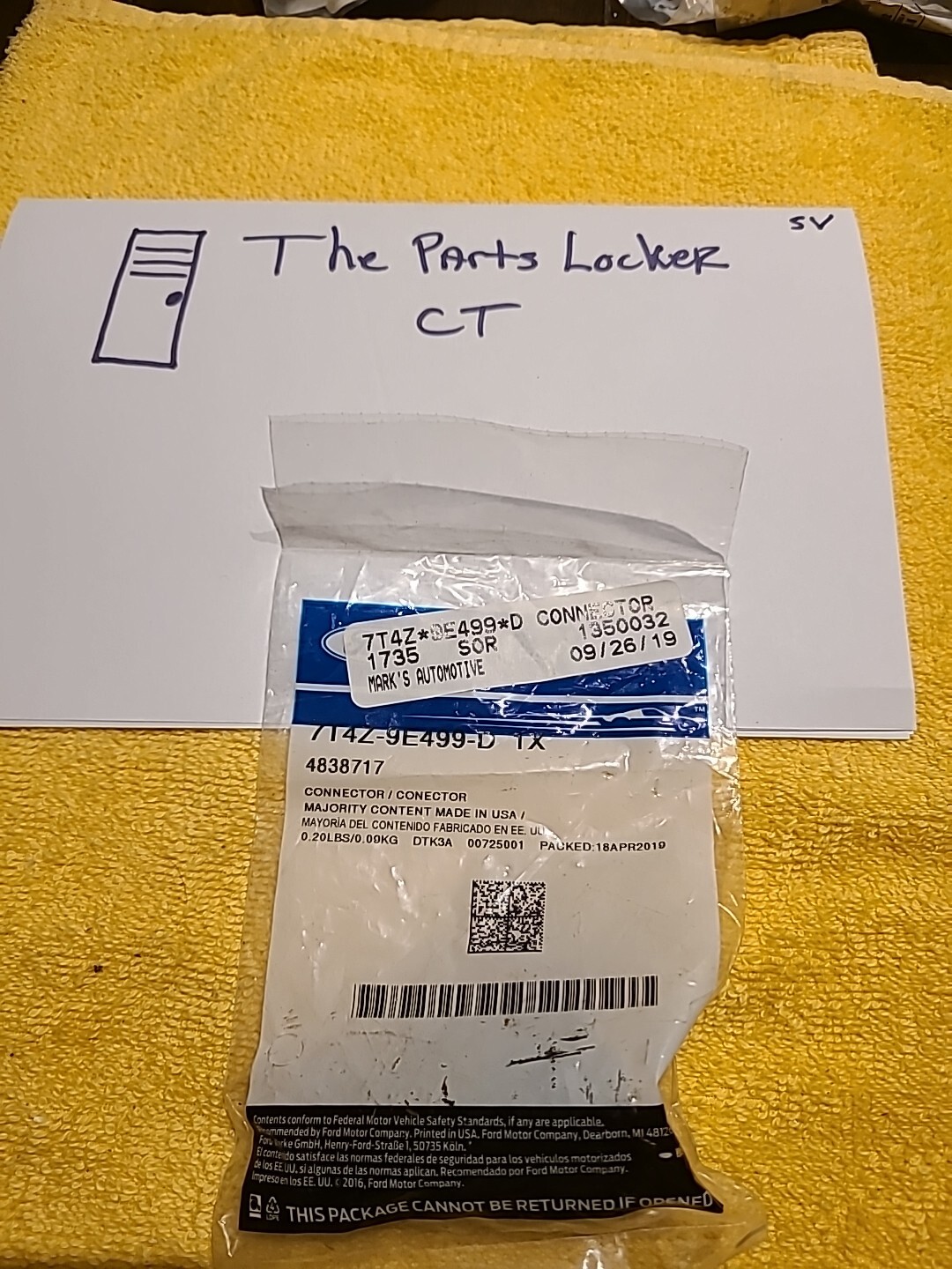 New OEM Ford 7T4Z-9E499-D Connector NOS