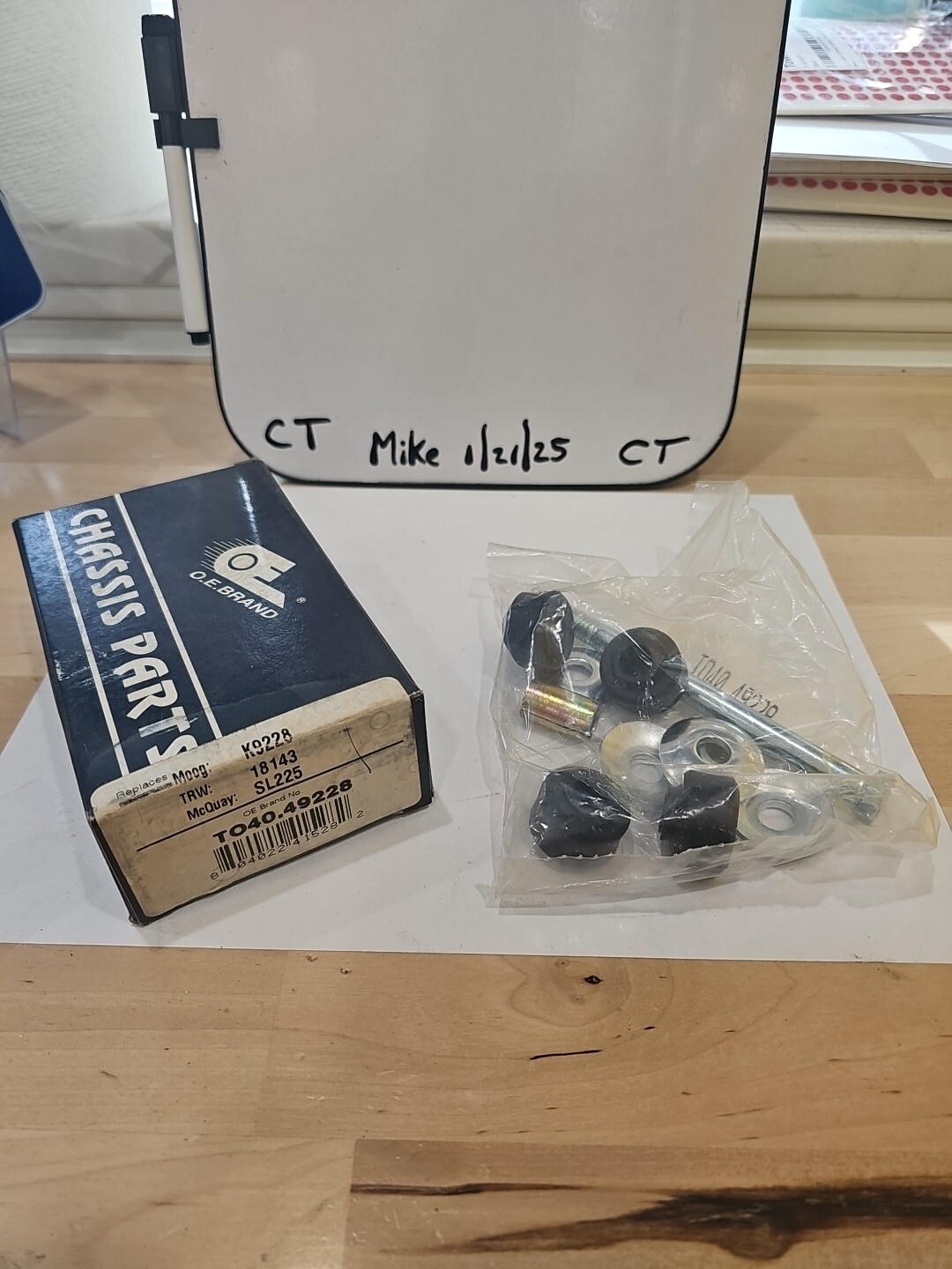 OE Brand T040.49228 Suspension Stabilizer Bar Link Kit (P/N K9228, 18143, SL225)