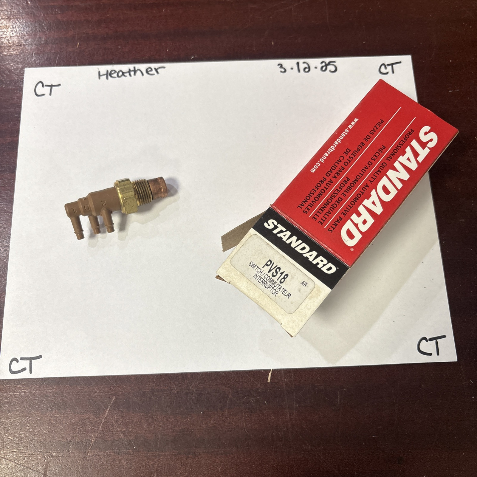 Ported Vacuum Switch Standard PVS18 (black)