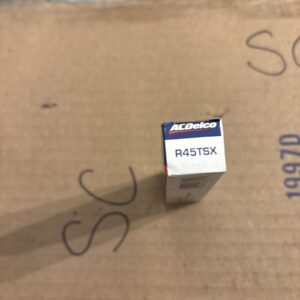 R45TSX Genuine ACDelco GM 5613877 Ignition Spark Plug NOS