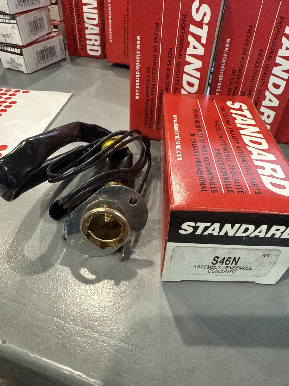 S-46N Bulb Socket for Ford Fairlane 1970