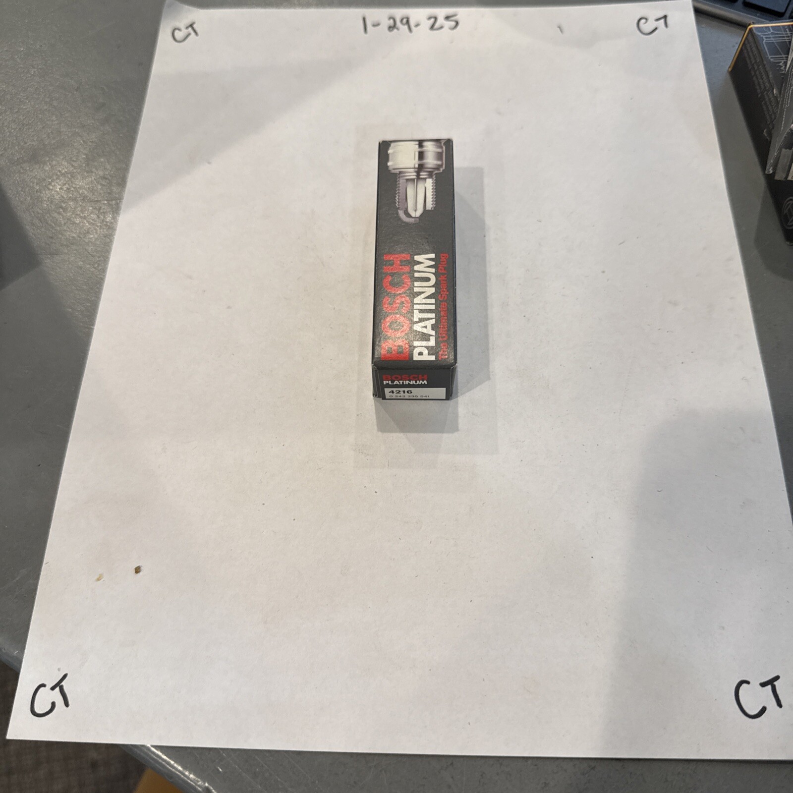 Spark Plug Bosch 4216 WR7DP - Image 3