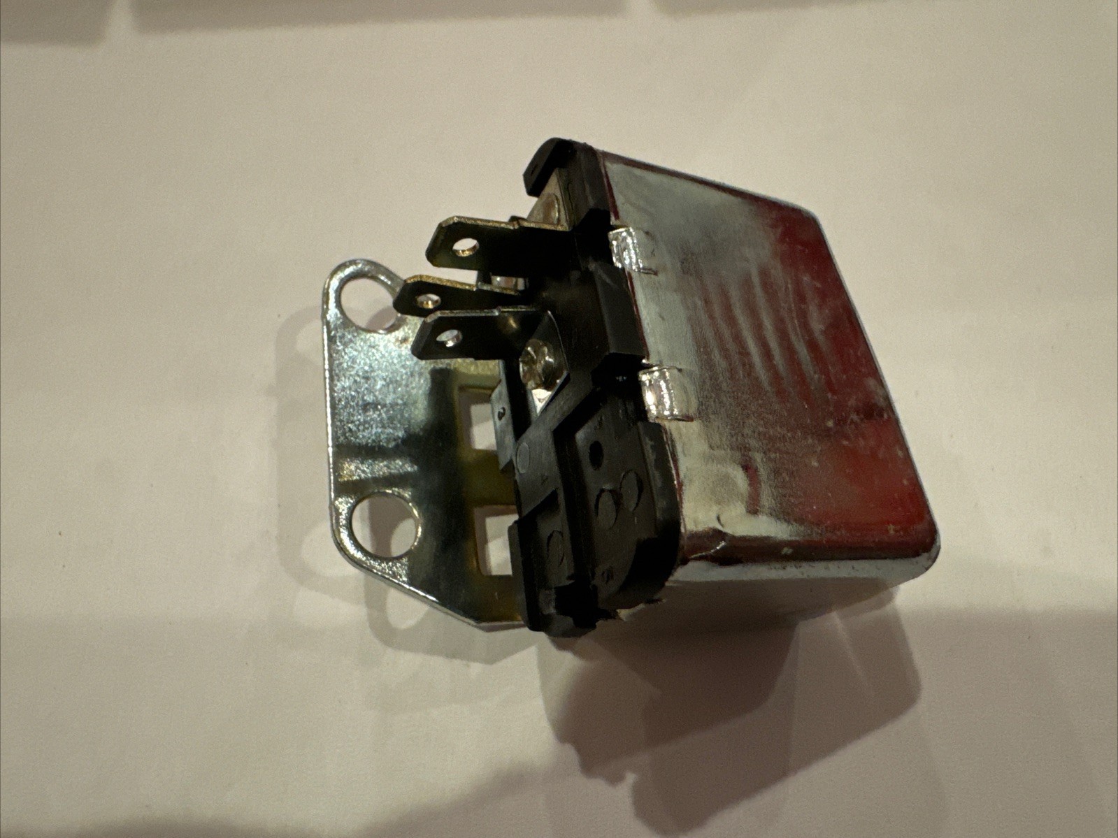 Standard Ignition Horn Relay HR-117 | High-Quality Auto Part, Universal Fit - Image 3