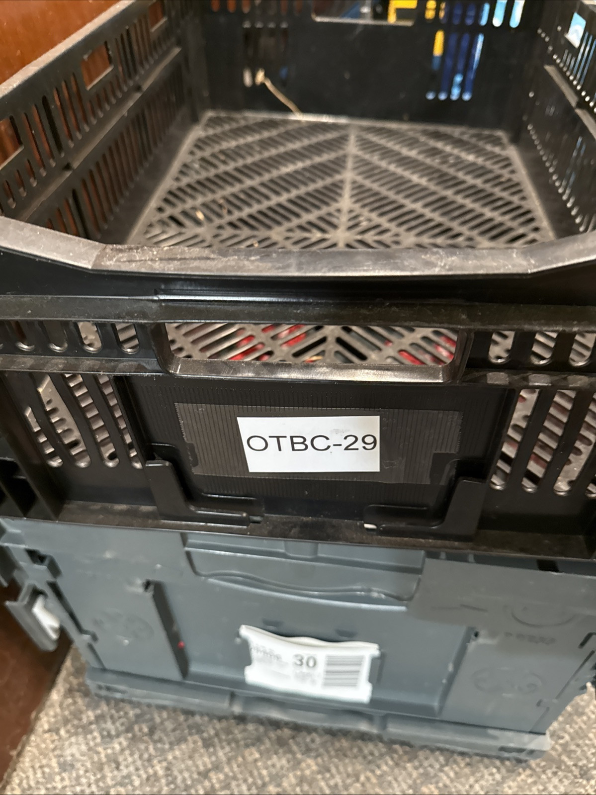 Standard Motor Products LU-431 Distributor Cap For 72-87 Jaguar Vanden Plas XJ6 - Image 3