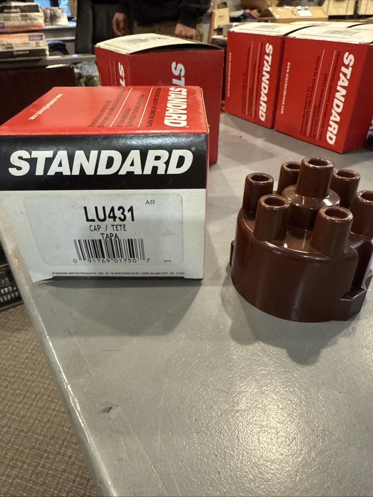 Standard Motor Products LU-431 Distributor Cap For 72-87 Jaguar Vanden Plas XJ6