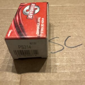 Standard Motor Products: PS314 Engine Oil Pressure Switch NOS