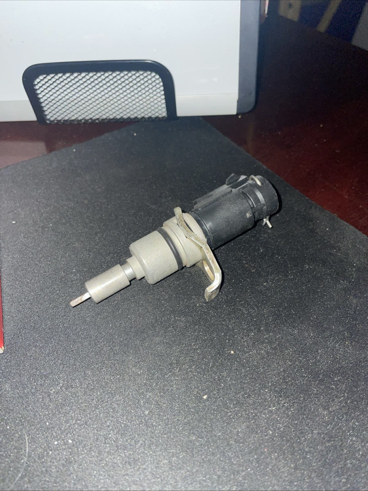 Standard Motor Products SC46T Vehicle Speed Sensor - Image 3