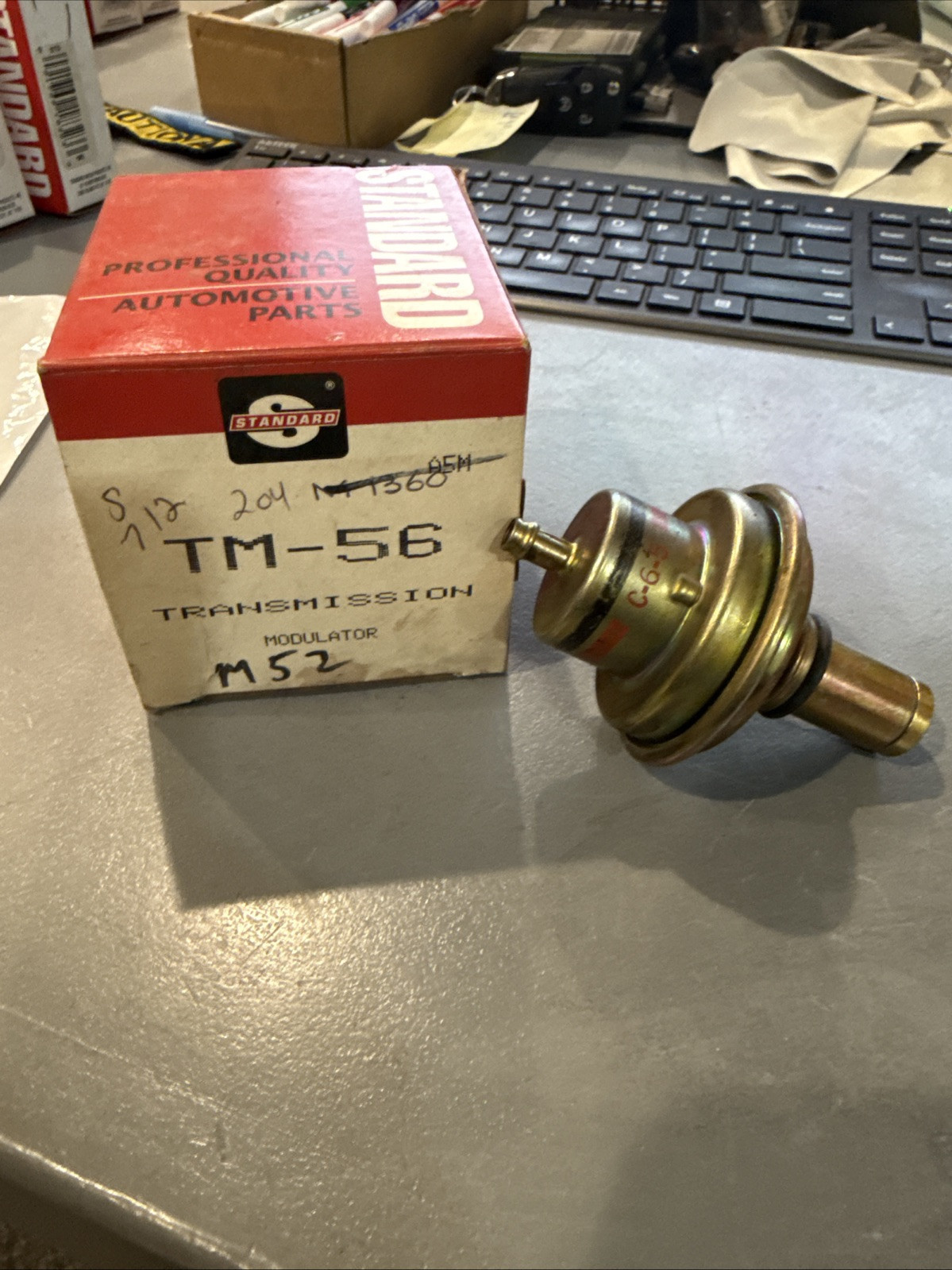 Standard Motor Products TM-56 Auto Trans Modulator Valve No Hose