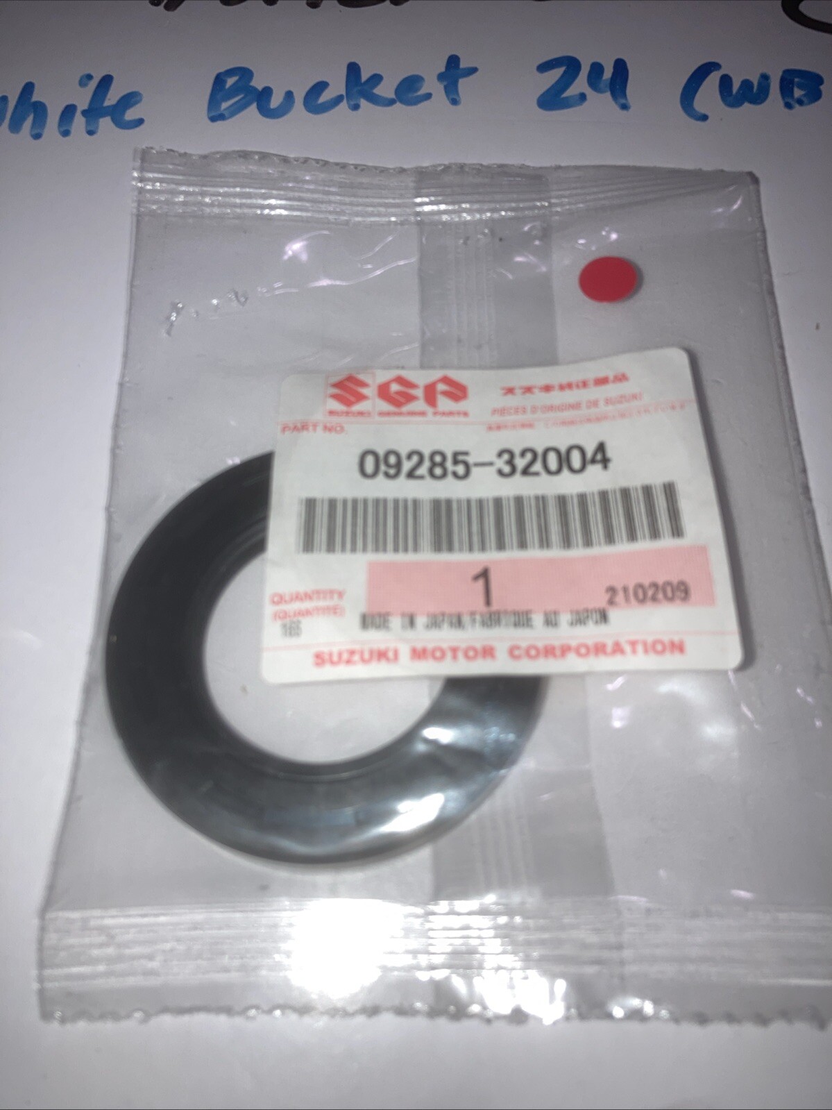 Suzuki OEM 09285-32004 Oil Seal - Image 3