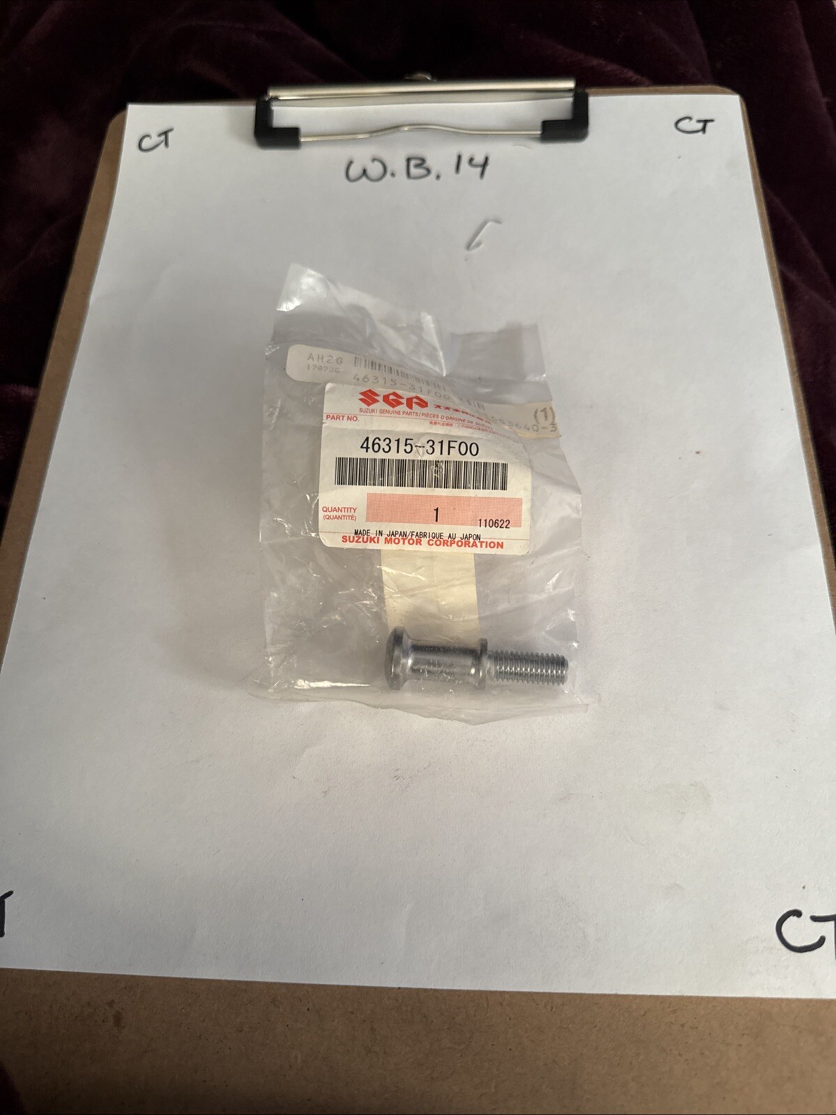 Suzuki OEM Part 46315-31F00 HOOK, SEAT RAIL