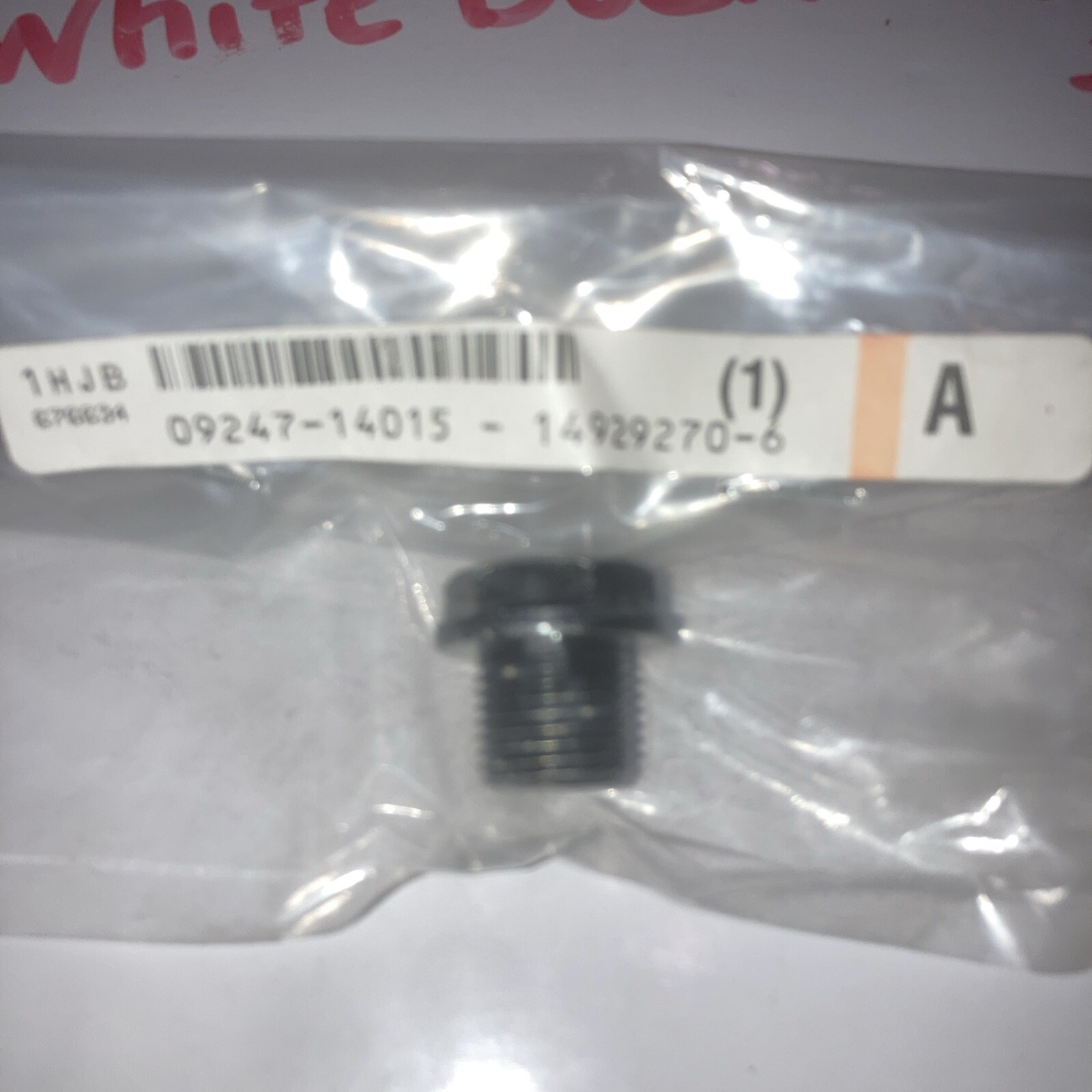 Suzuki Oil Pressure Check Plug, 09247-14015 - Image 3