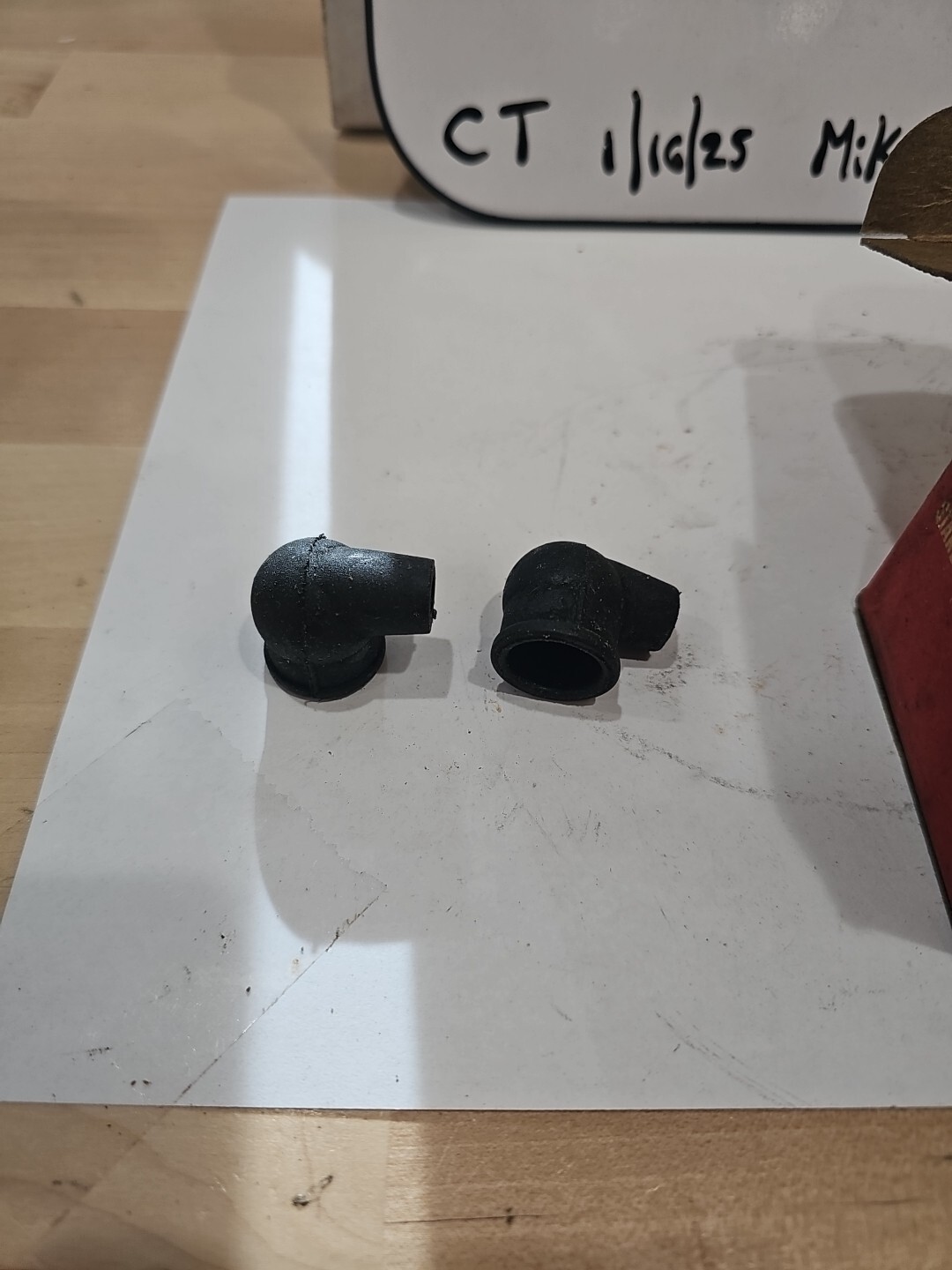 TN9 STANDARD PLUS NOS GENUINE TERMINAL NIPPLES - 1 Package Of 12 - Image 4