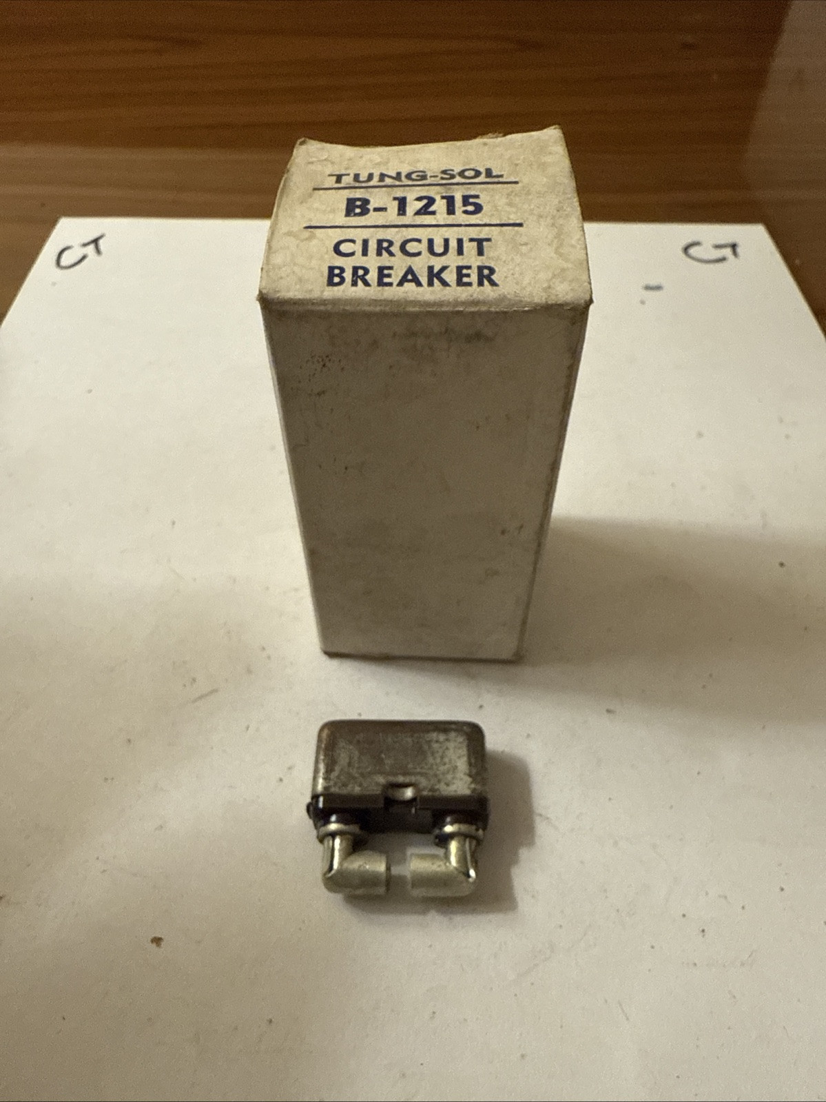 Vintage Tung Sol 15 amp circuit breaker B1215 - Image 3