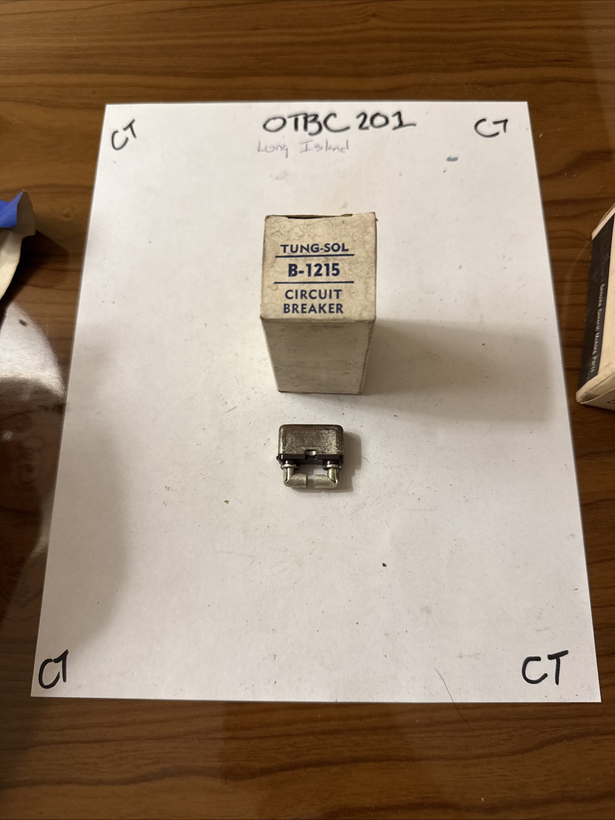 Vintage Tung Sol 15 amp circuit breaker B1215