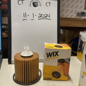 WIX Engine Oil Filter 57047 for Lexus ES300h RX450h Scion tC Toyota Camry Sienna
