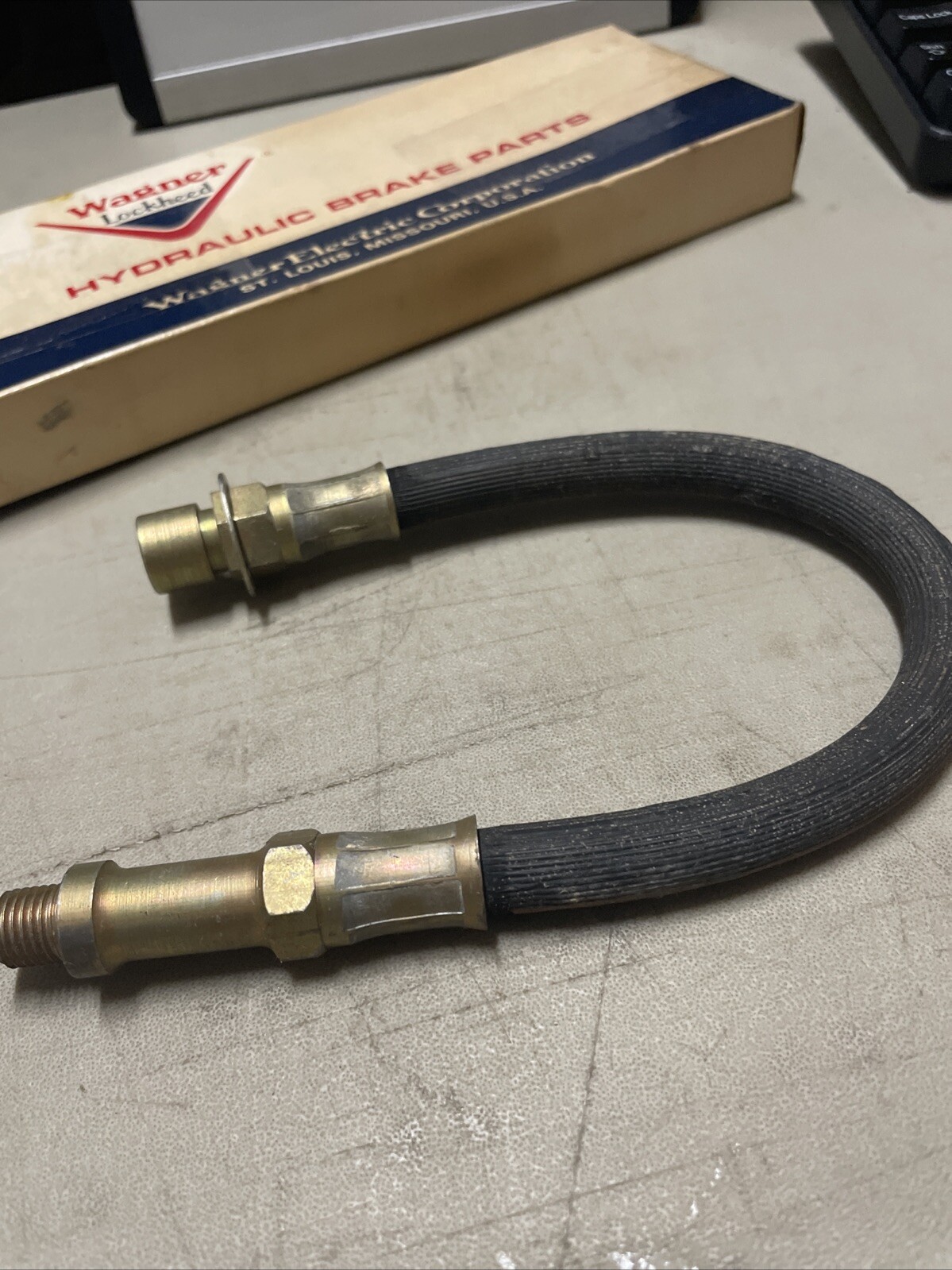 Wagner FC 4000 Brake Hose - Image 3