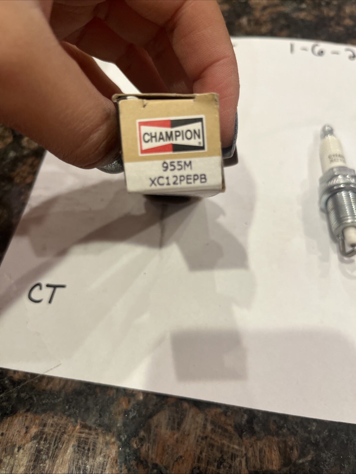 XC12PEPB 955M Champion Double Platinum Marine Engine Spark Plug - Image 5