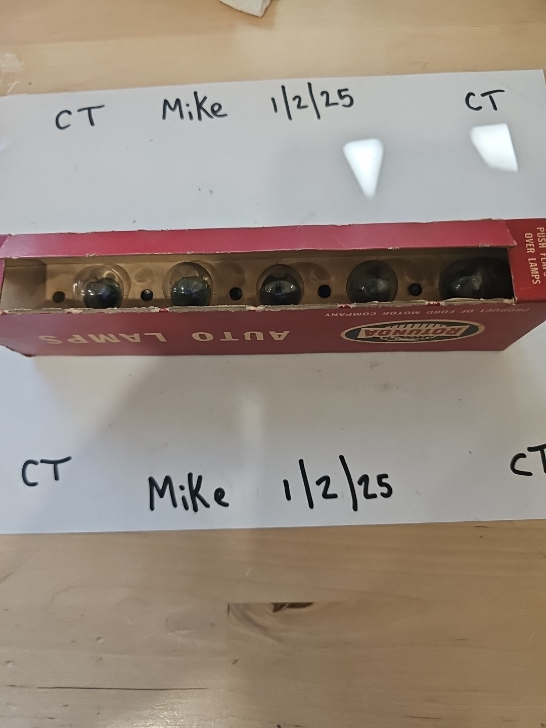 1 Box of 9 Miniature Light Bulbs - 1178 4CP 12v NOS Auto Lamps Rotunda '55 Ford - Image 4