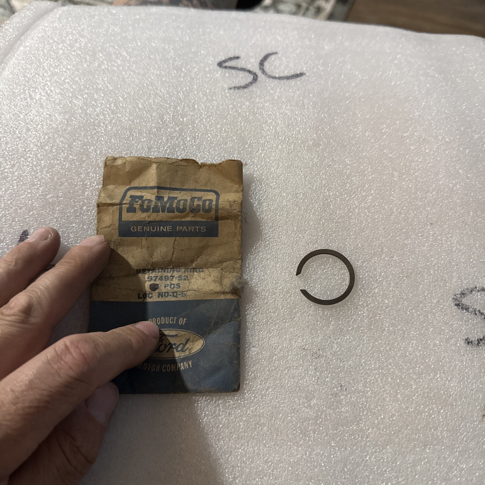 (1) Ford Retaining Ring 97497-s2 Sold Individually