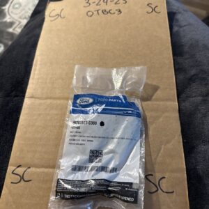 (1) Genuine Ford OE Bolt W702523-S300 Sold Individually