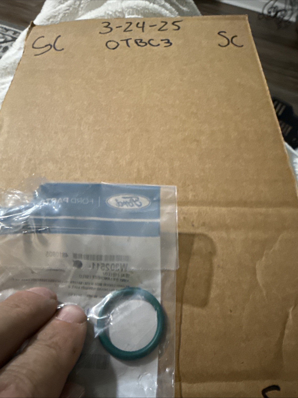 (1) New Genuine Ford Seal (2008-2010) OE W302511 Sold Individually - Image 3