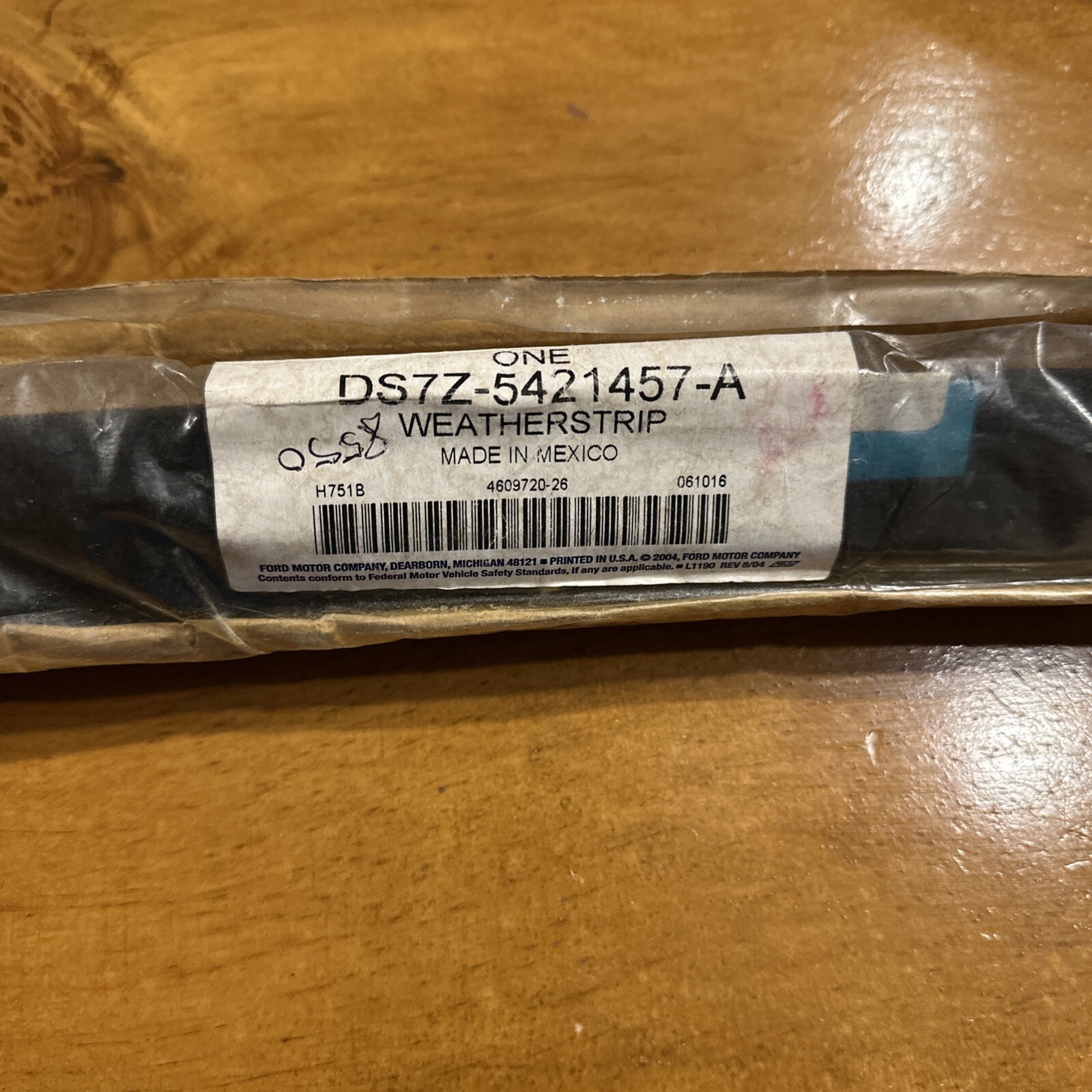 13-16 Ford Fusion LH Front Door Window Belt Moulding 1 of DS7Z-5421457-A OEM New