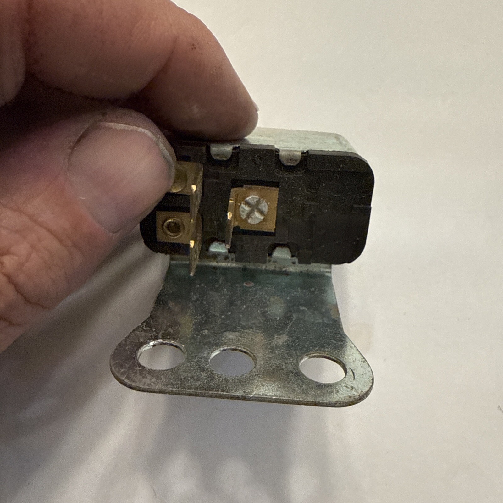 1964-67 C2 Corvette NOS Headlamp Motor Actuator Relay - GM #7728426 - Image 4