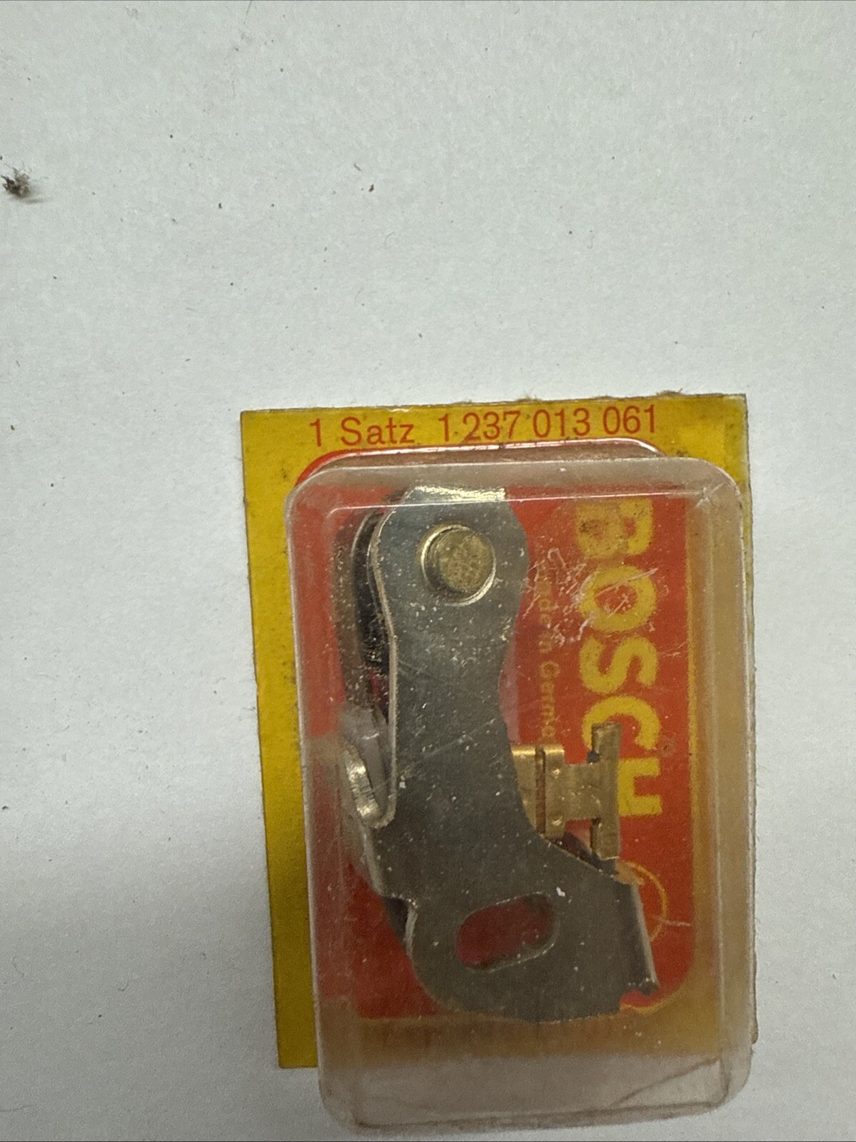 1972-73 PORSCHE 911 IGNITION CONTACT POINTS SET BOSCH 01017 NOS 1237013061 - Image 4