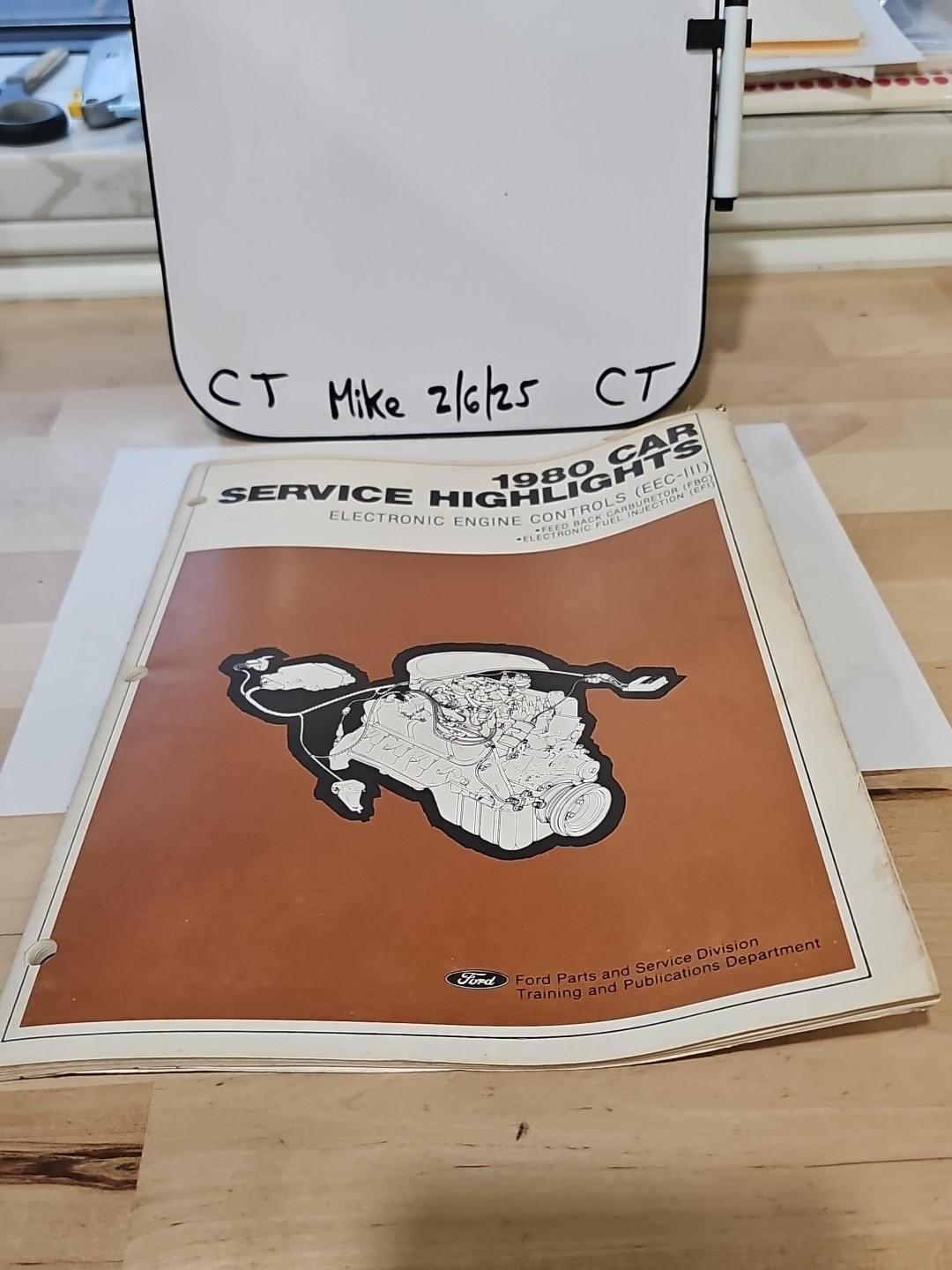 1980 Ford Car Service Highlights Electronic Engine Controls (EEC-III) manual