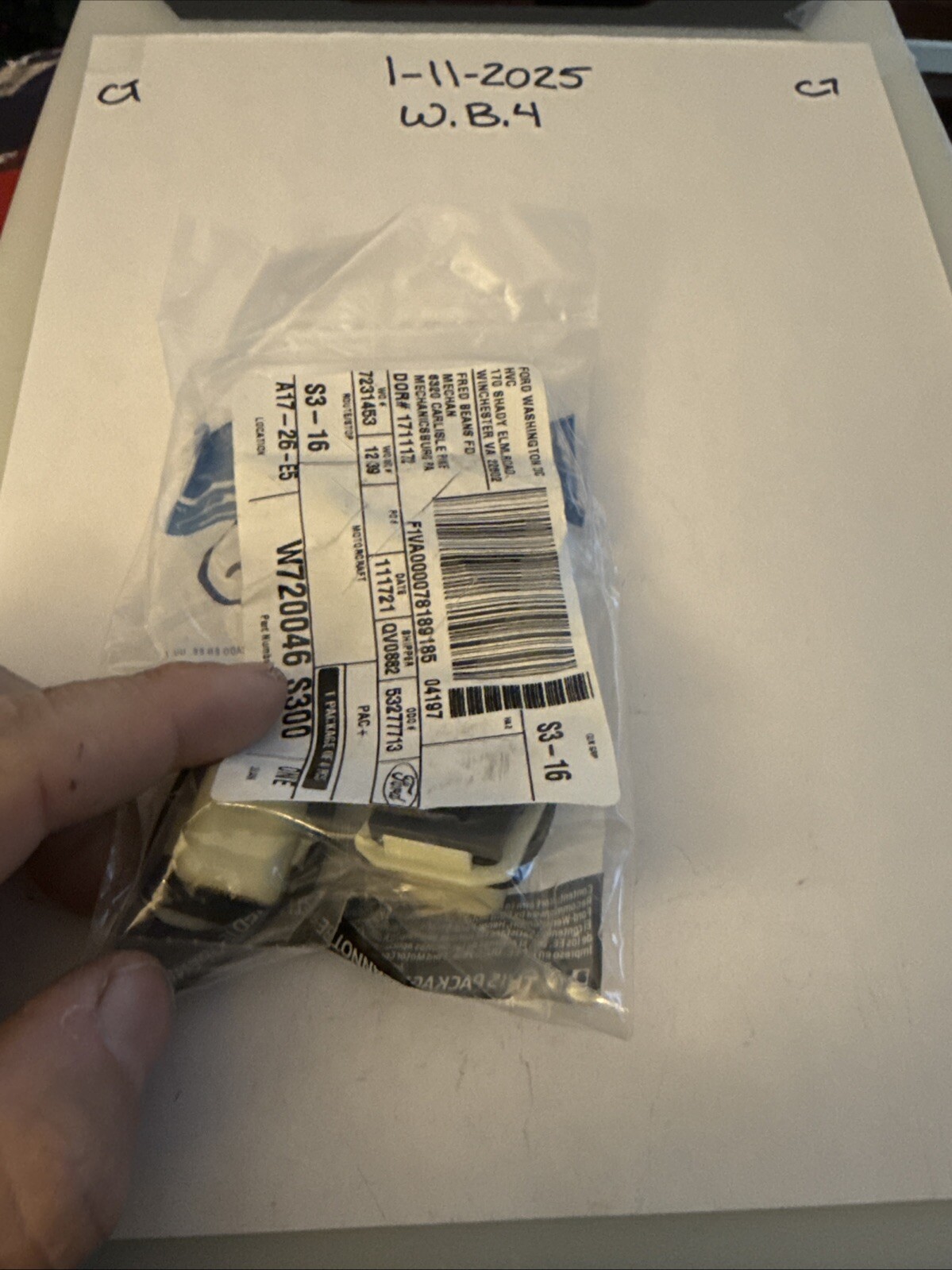 (2) FORD OEM 20-21 Escape Rear Lamps-Tail Lamp Assy Retainer NutW720046S300 - Image 3