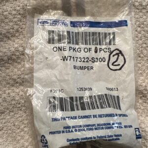 2 GENUINE OEM PCS  FORD 2018/2021 EXPEDITION "BUMPER" DOOR SHELL, W717322-S300