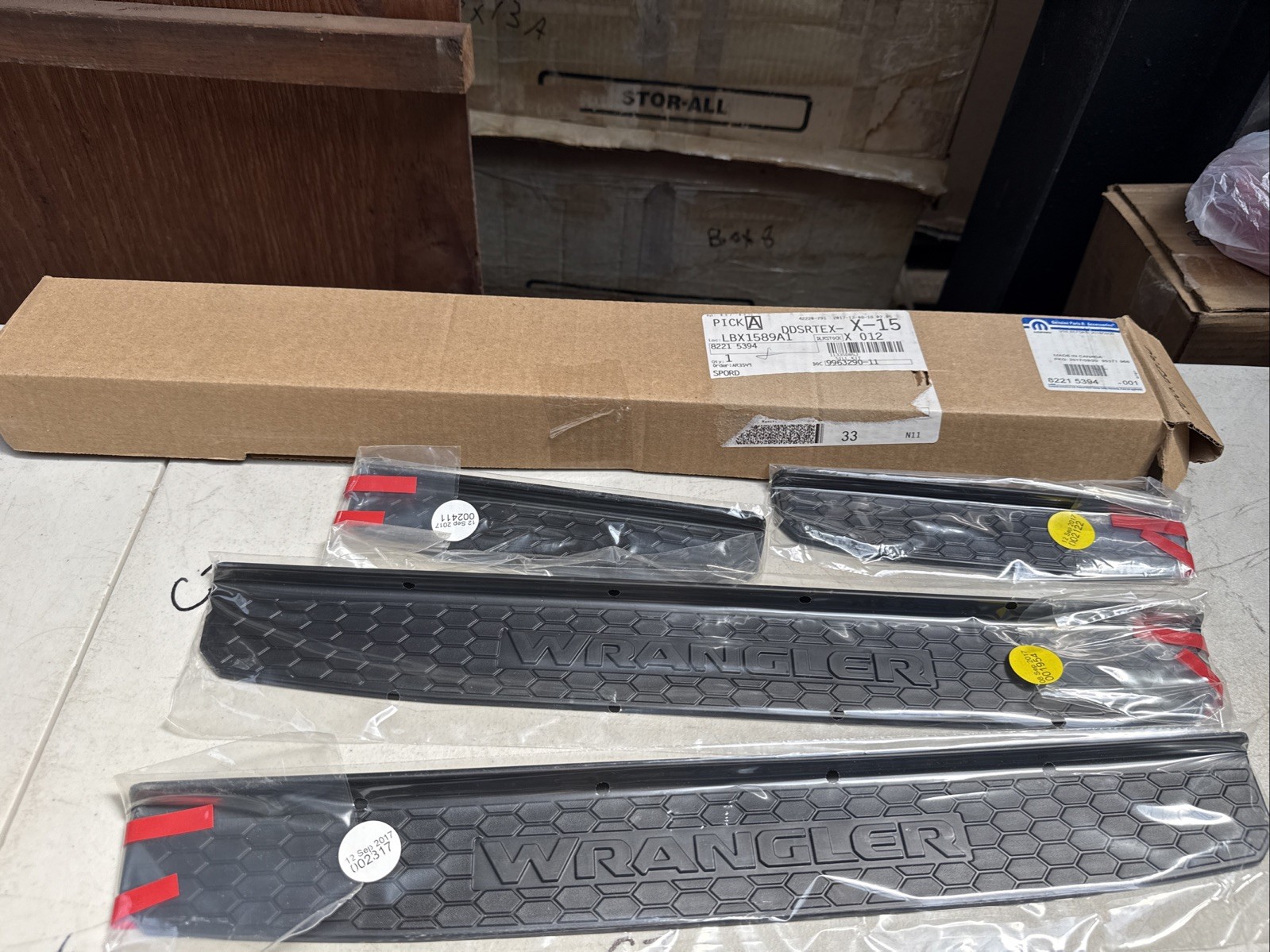 2018-2024 Jeep Wrangler JL Door Sill Plate Set Front & Rear Mopar 82215394