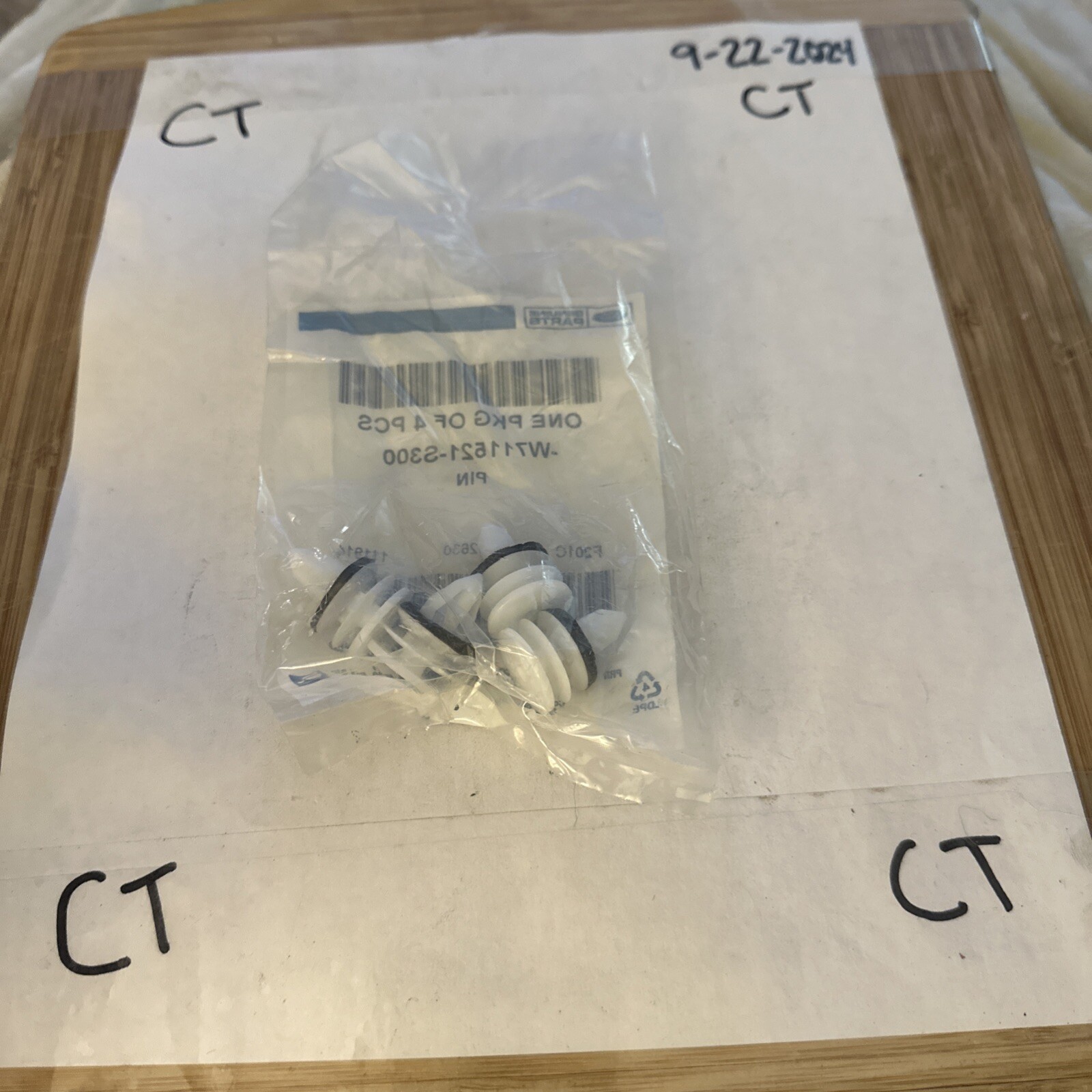 4 NEW OEM PCS FORD 2007/2014 EDGE, MKX "PIN" - RETAINER DOOR TRIM, W711521-S300 - Image 3