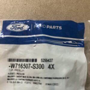 4 Side Body Panel Molding Clip with Seal For Ford Transit 150 250 350 2015-2020