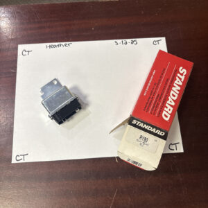 A/C Compressor Control Relay NOS Standard # RY-80