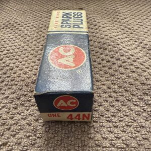 AC Delco Spak Plug 44N, fire ring NEW OLD STOCK