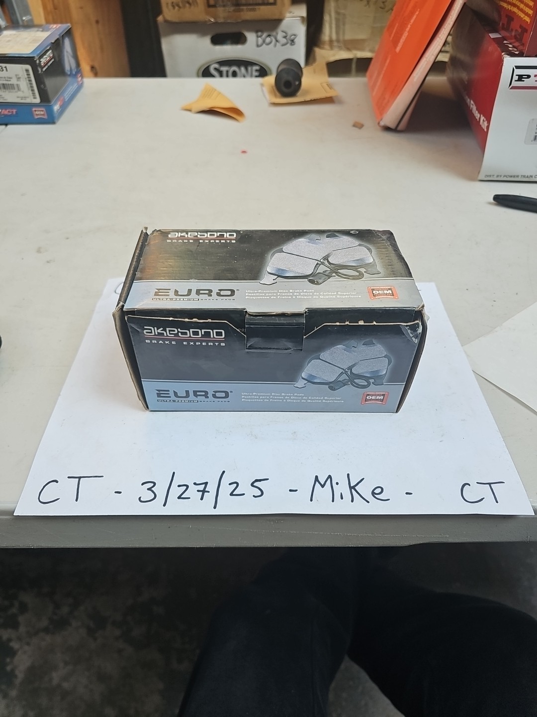 Akebono Front Disc Brake Pad Set for S40, V40 (EUR837) - Image 4