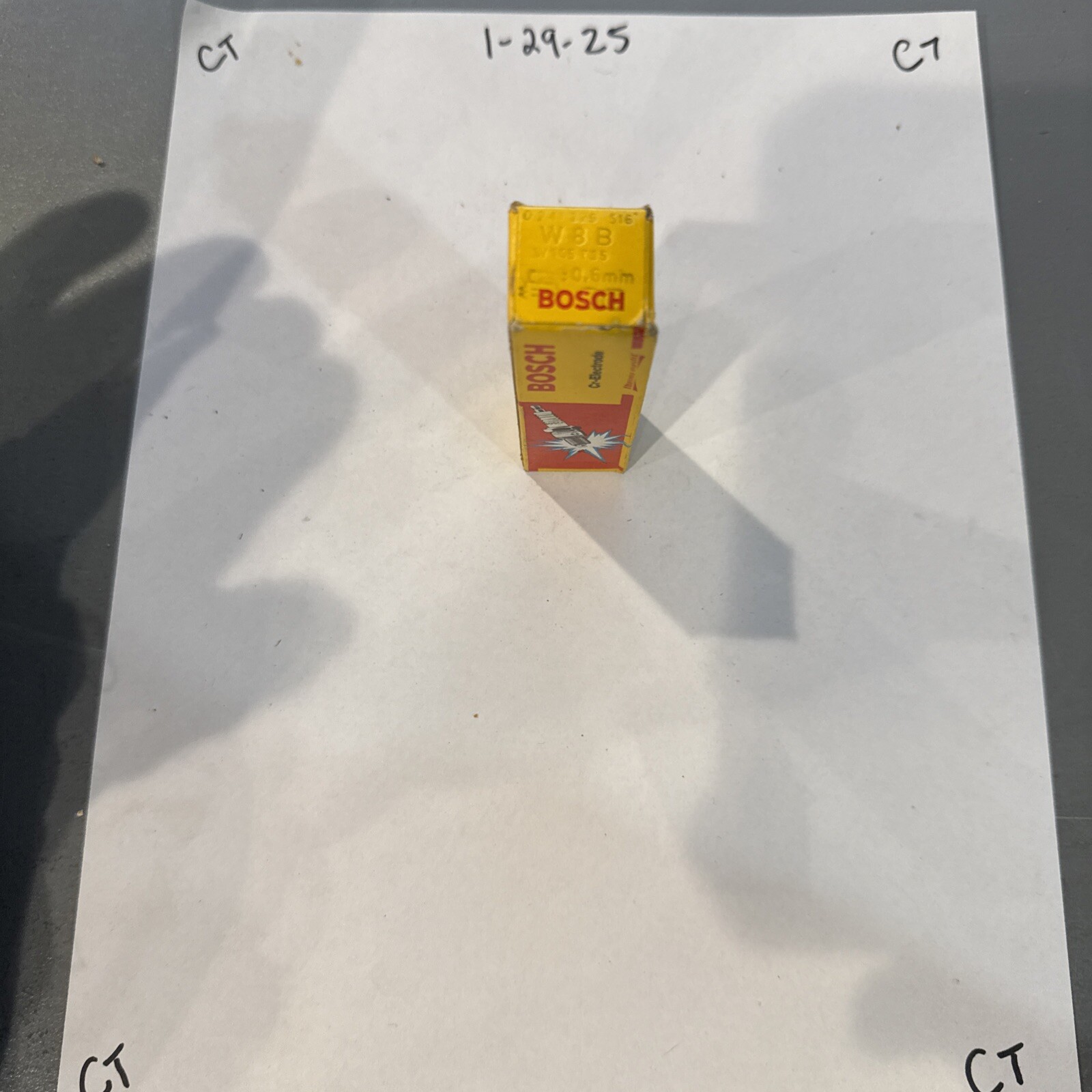 BOSCH Spark Plug W145T35 W8B 2-pieces