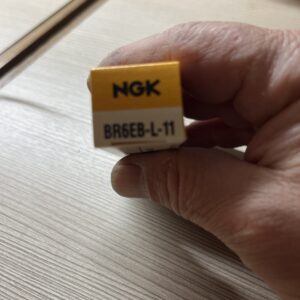 BR6EB-L-11 NGK 6931 Ignition Spark Plug