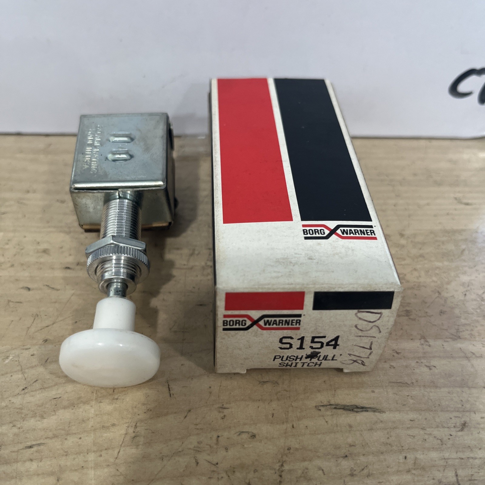 Borg Warner Push Pull Switch S154 - Image 4