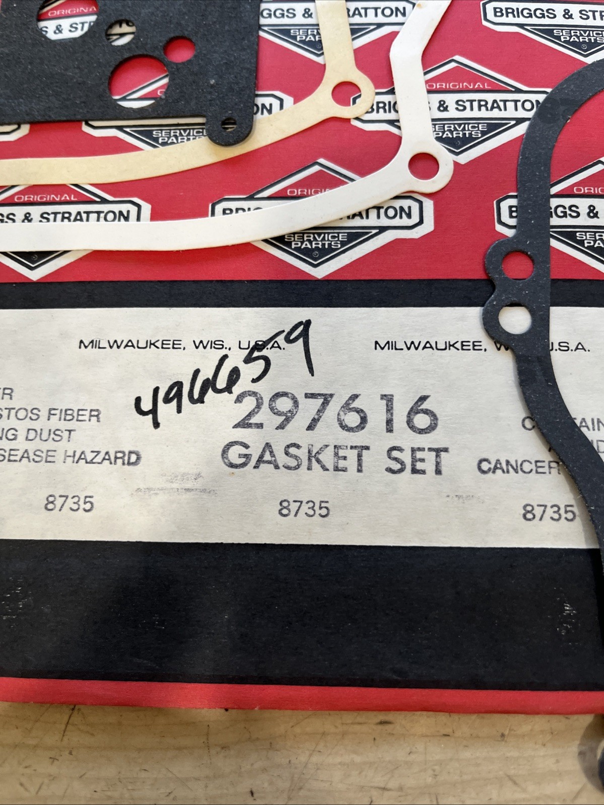 Briggs & Stratton Gasket Set 297616 (not complete) - Image 3