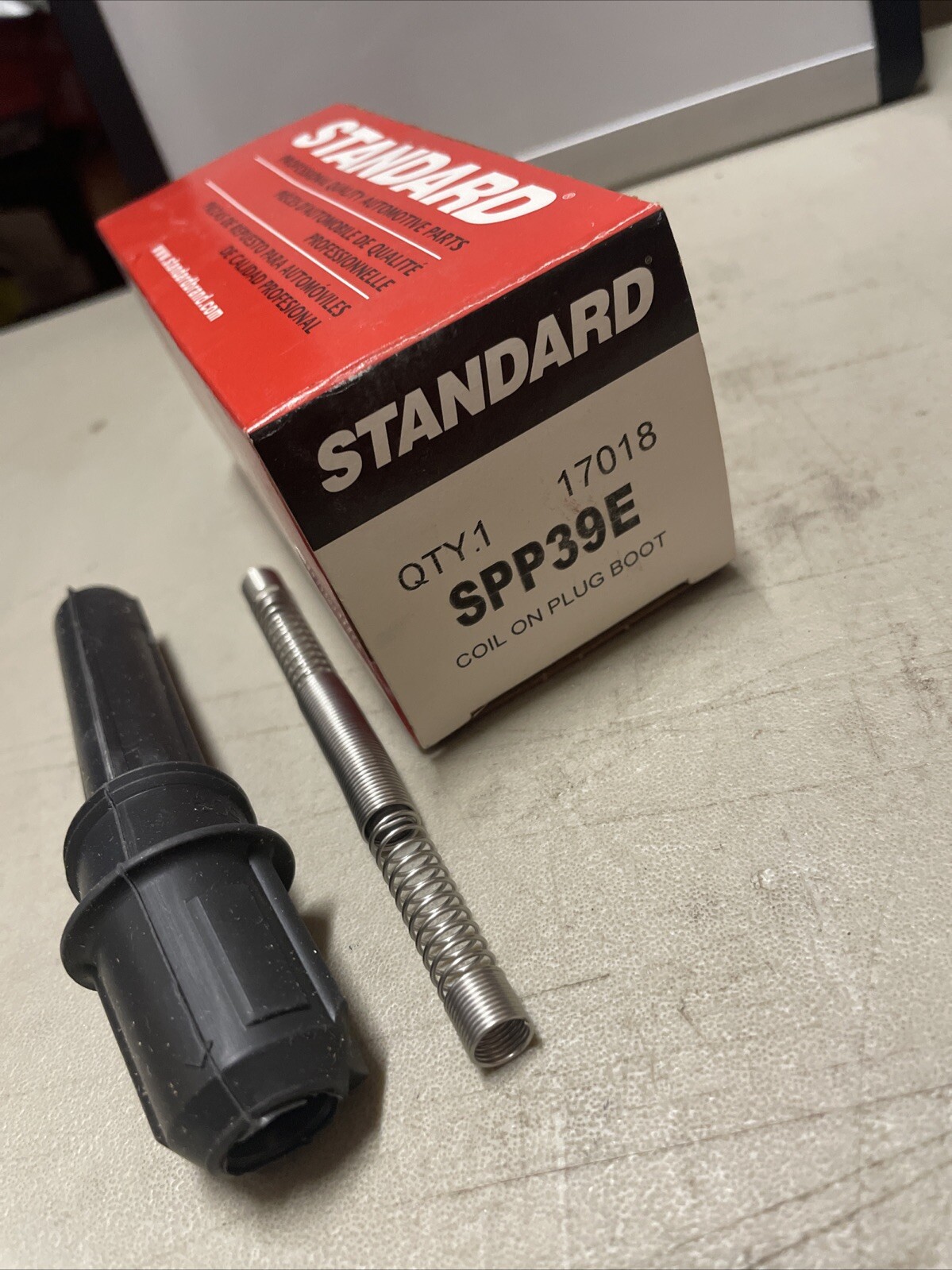 Direct Ignition Coil Boot Standard SPP39E - Image 3