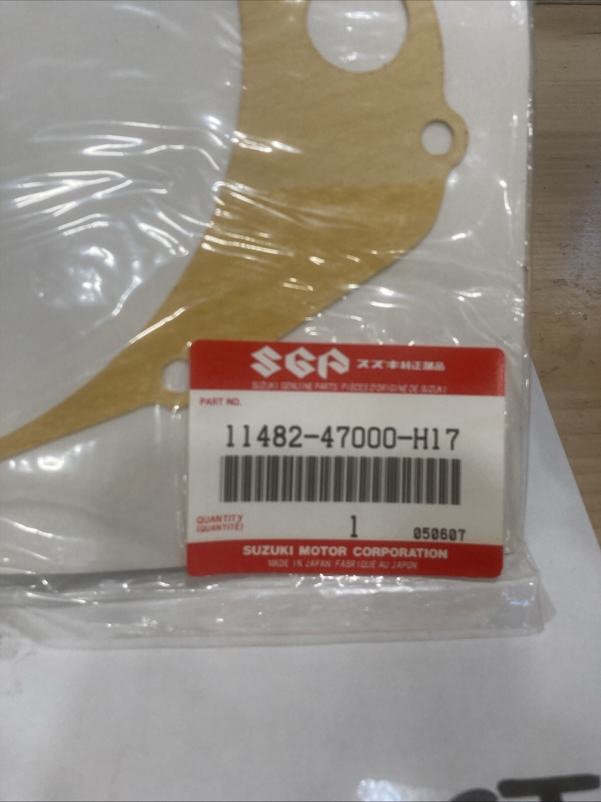 GENUINE Suzuki NOS 11482-47000-H17 GASKET, CLUTCH COVER - Image 3