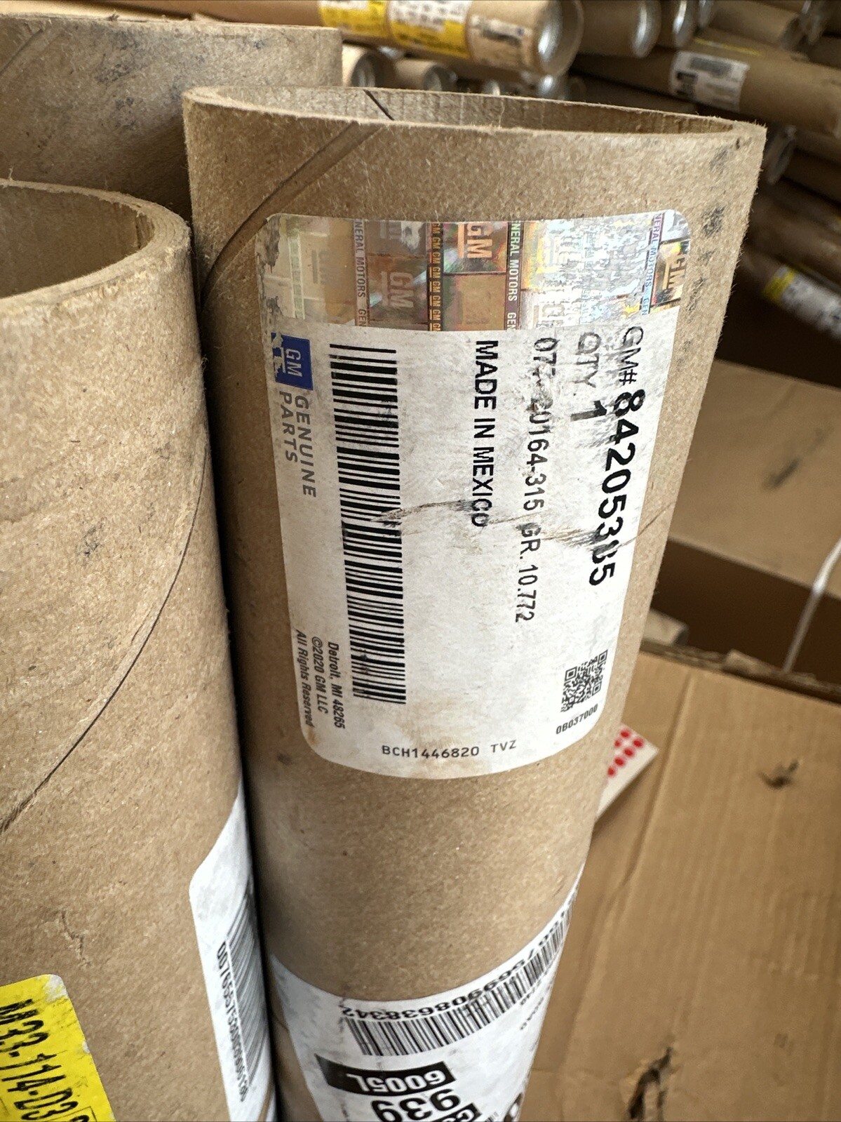 GM 84205385 REAR LEFT WINDOW MOLDING 18-22 CHEVY MALIBU