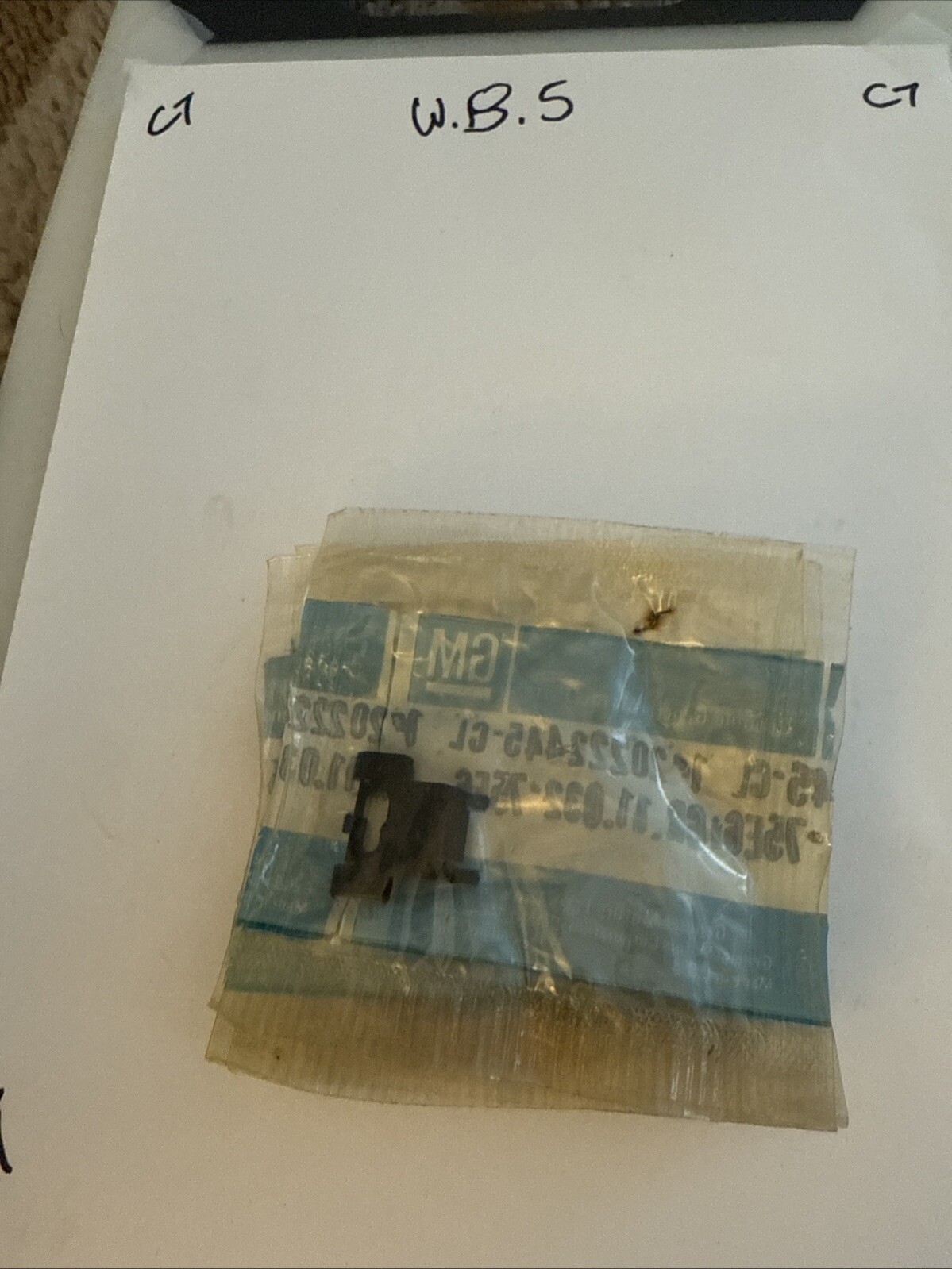 GM NOS PART 20222445/20713874 CLIP 1982-88 CHEV/PONT/OLDS/BUICK J BODY - Image 3