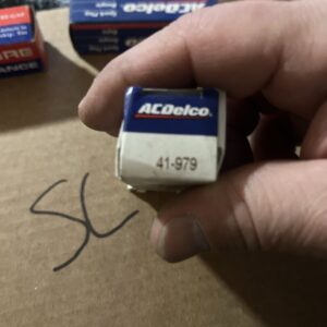 Genuine ACDelco GM OEM Spark Plug 41-979 NOS