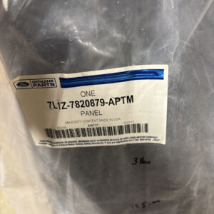 Genuine Ford Body Side Molding Left 7L1Z7820879APTM