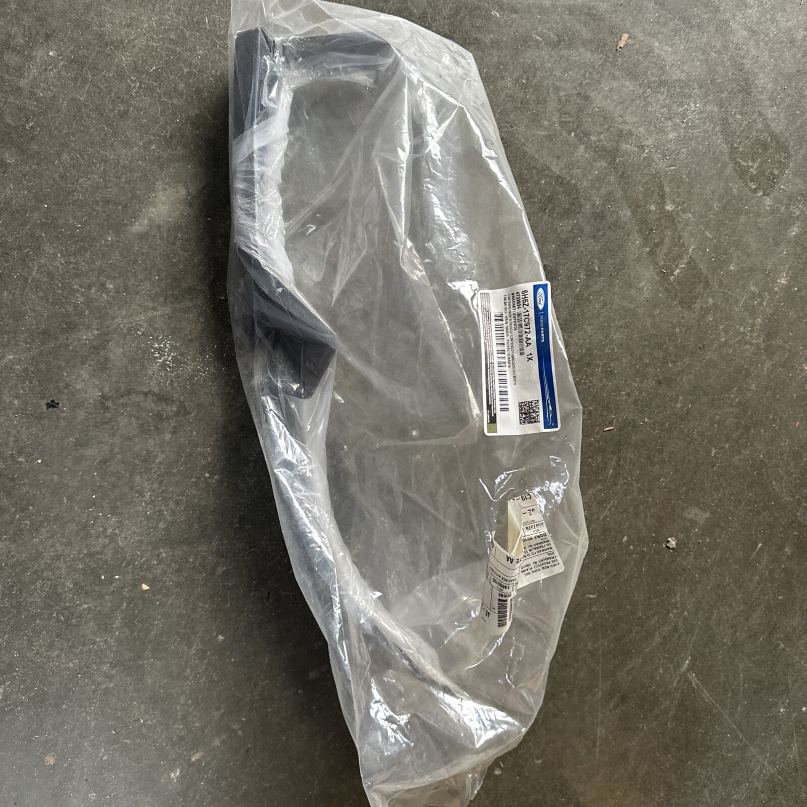 Genuine Ford Bracket Bumper Mounting 6H6Z-17C972-AA - Image 3