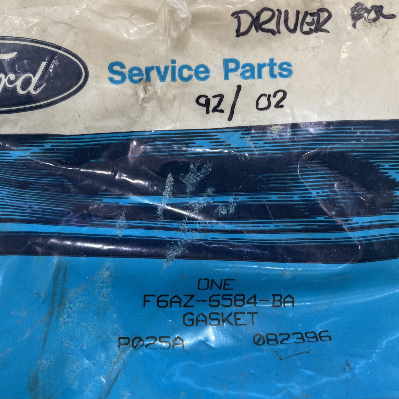 Genuine Ford F6AZ-6584-BA OEM Gasket - Valve Rocker Arm Cover - Image 3